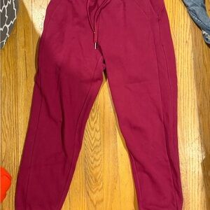 lululemon scuba sweatpants size 4